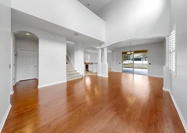 Building Photo - 17423 New Cross Cir