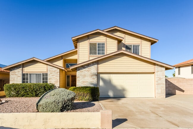 Primary Photo - 24226 N 40th Ln