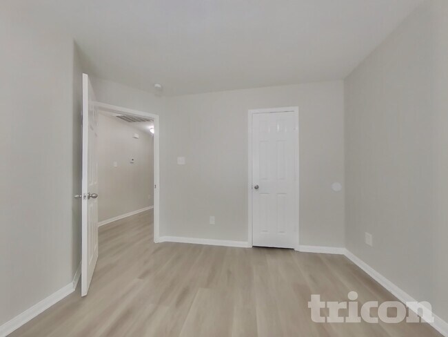 Building Photo - 21407 Jamals Way