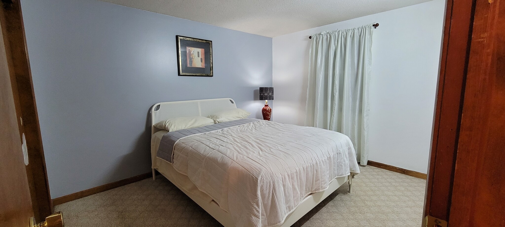 Building Photo - 2737 Alder Creek Dr S