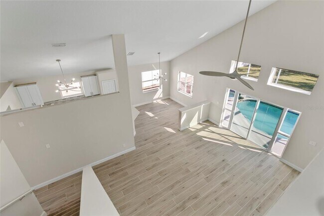 Building Photo - 214 Pinewood Dr