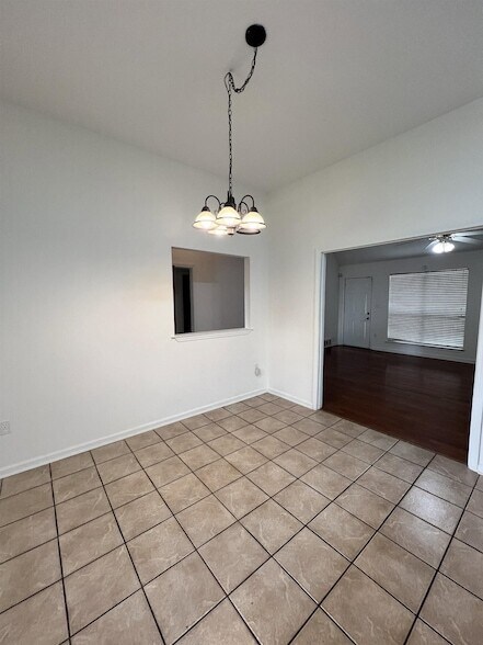 Building Photo - 5760 Pecan Trce