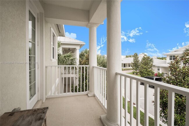 Building Photo - 1039 Key Largo St