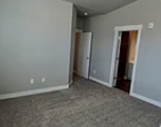 Building Photo - Modern 3-Bedroom Condo for Rent in Lehi – ...
