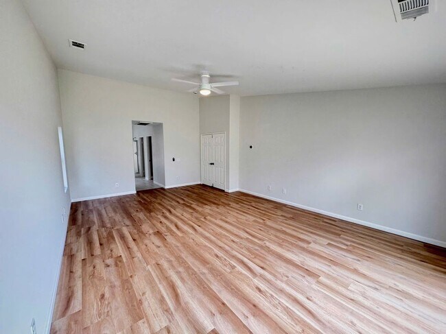 Building Photo - 81464 Avenida Esmeralda