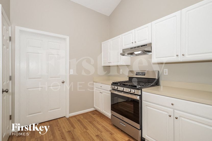 Building Photo - 2014 Manor Oak Ln