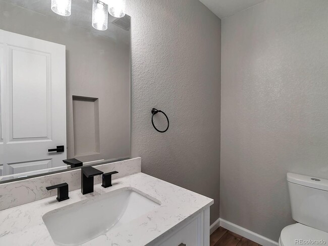Building Photo - Fully renovated ranch style home near Ansc...