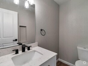 Building Photo - Fully renovated ranch style home near Ansc...