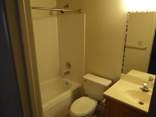 Building Photo - 882 Mesquite Springs Dr