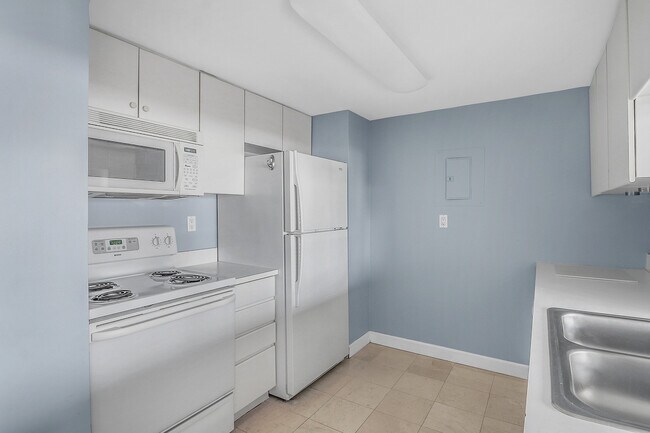 Building Photo - 127 Greyrock Pl