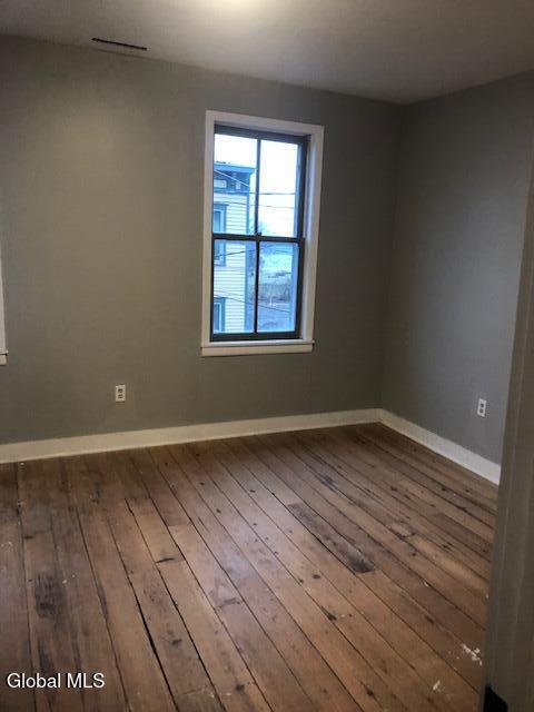 Building Photo - 122 N Ferry St