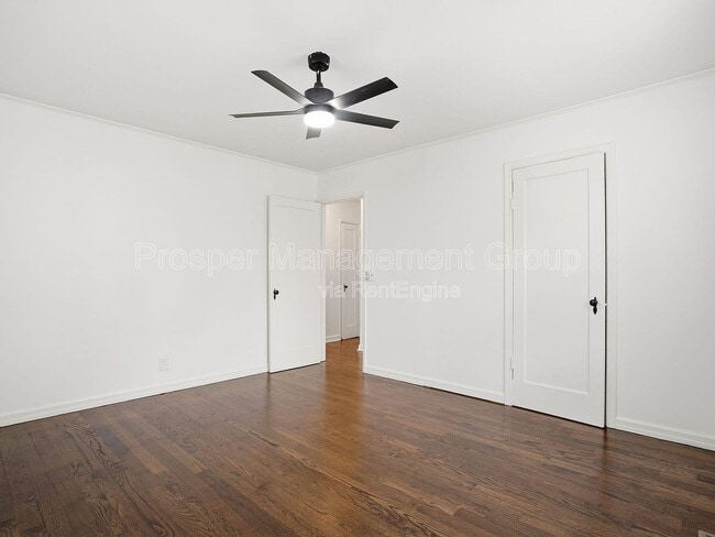 Building Photo - 4819 Boulevard Ln