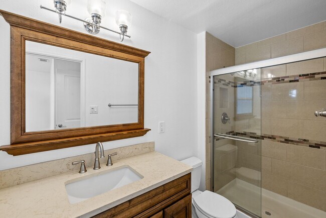 Building Photo - Updated 4 Bedroom 2 Bath North Napa Home