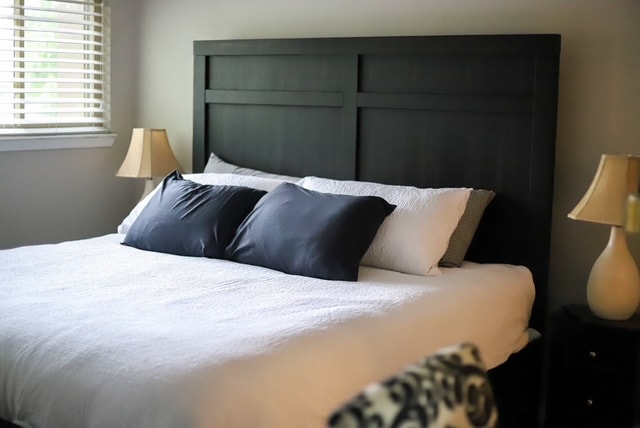 Building Photo - 2512 Riverfront Dr