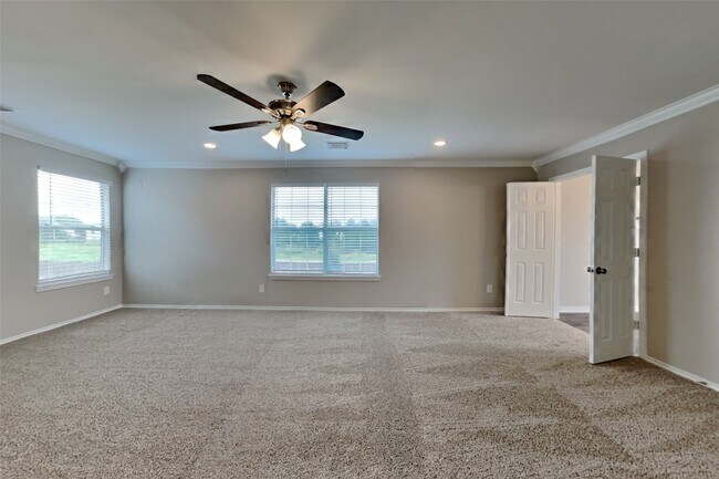 Building Photo - 3730 Bent Springs Ln