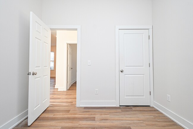 Building Photo - 4151 Chambers St