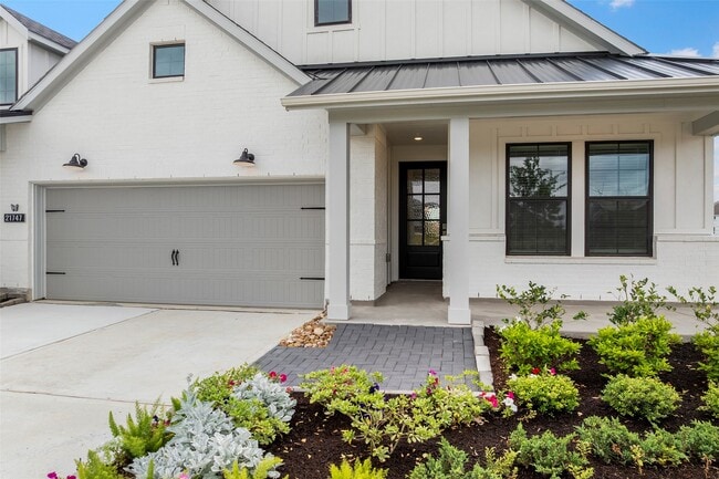 Building Photo - 21747 Zebra Swallowtail Dr