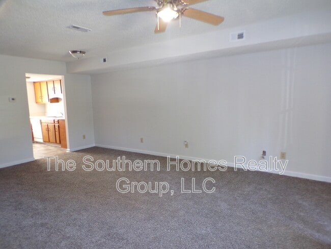 Building Photo - 600 Tellico Ave