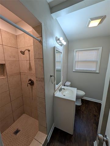 Building Photo - 2413 Hillview Dr