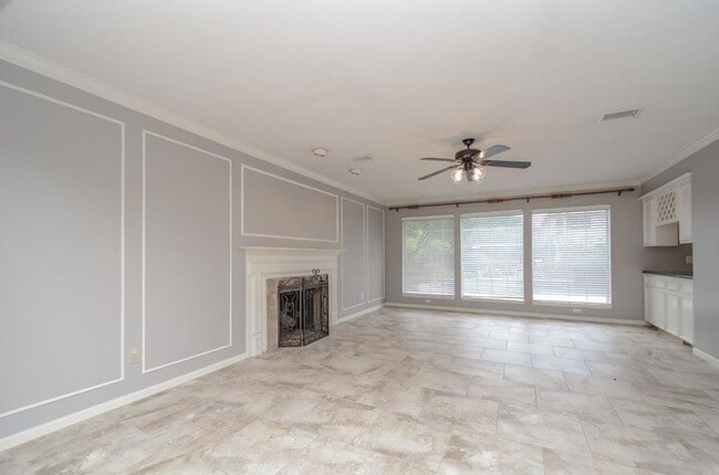 Building Photo - 24706 Mather Dr
