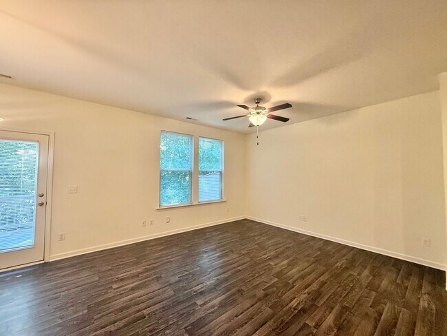 Building Photo - Spacious 3BD, 3.5BA Clayton Townhome with a Large Bonus Space Downstairs and Easy Access to Highways