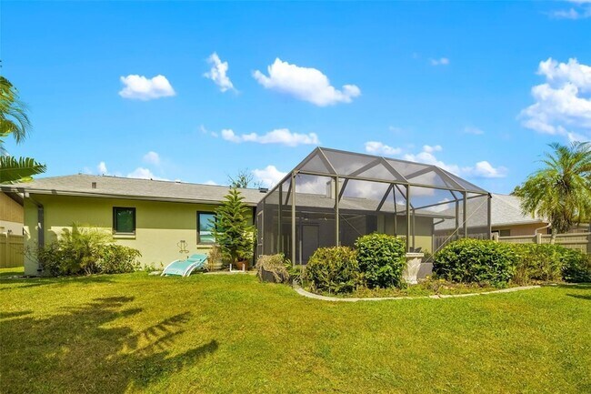 Building Photo - 4814 Country Oaks Blvd