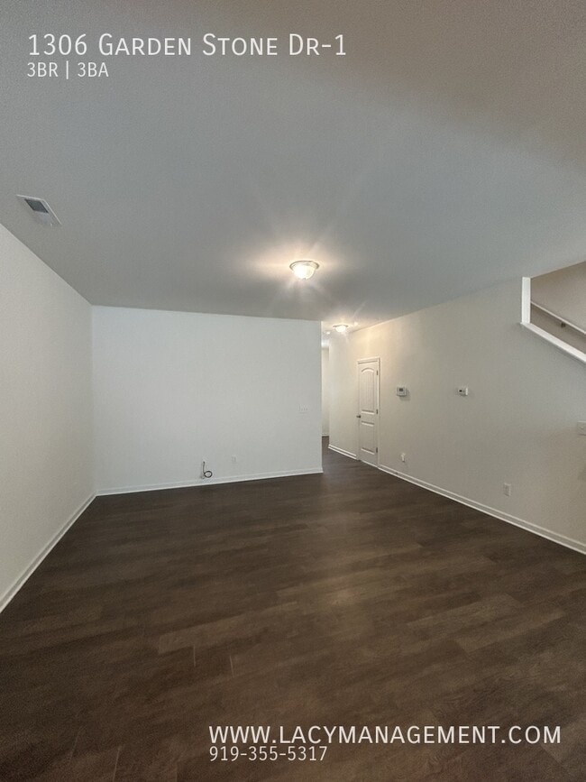 Building Photo - 1306 Garden Stone Dr