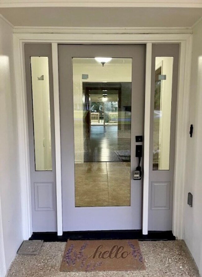 Building Photo - Beautiful 4 bed home in Excellent Location, in City of St. George minutes from new Woman's Hospital