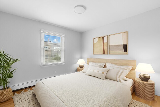 Building Photo - 226 Webster Ave