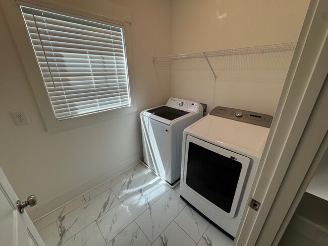 Building Photo - 190 Fritz Mar Ln