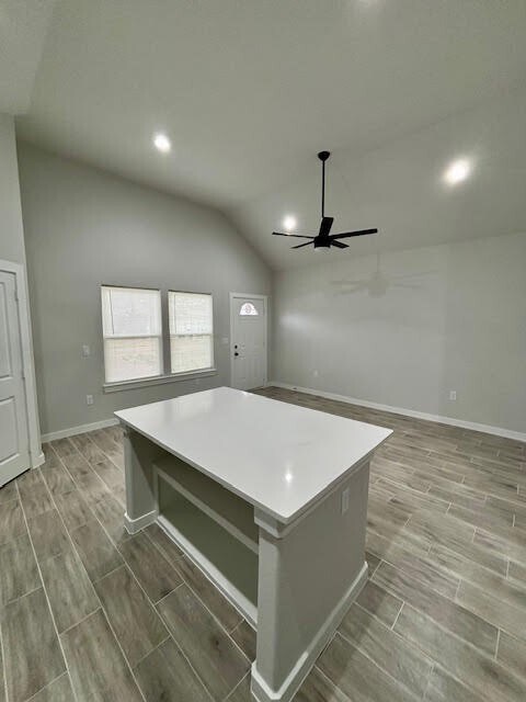 Building Photo - 16930 W Lynbrook