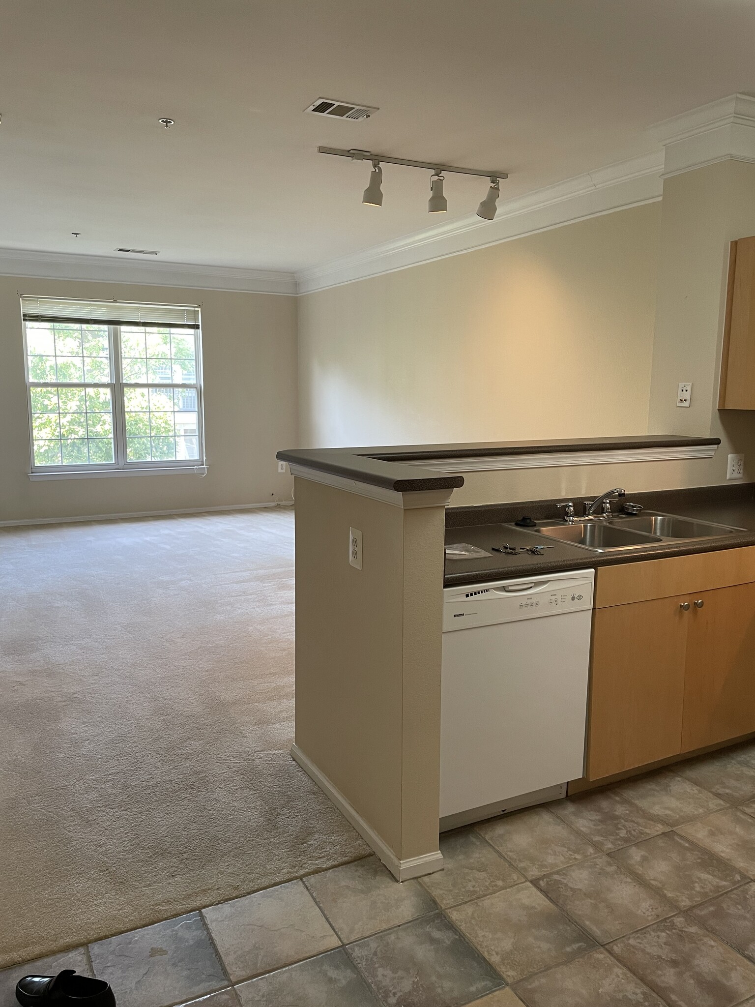 Building Photo - 3021 Nicosh Cir