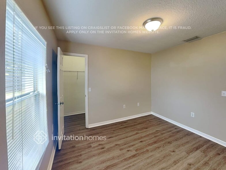 Building Photo - 626 Jaguar Ct
