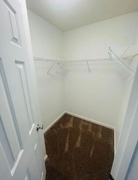 Building Photo - 8490 Oakley Cir