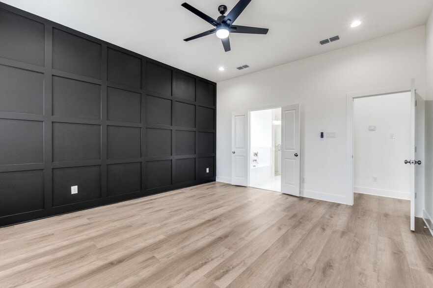 Building Photo - 2534 Southland St