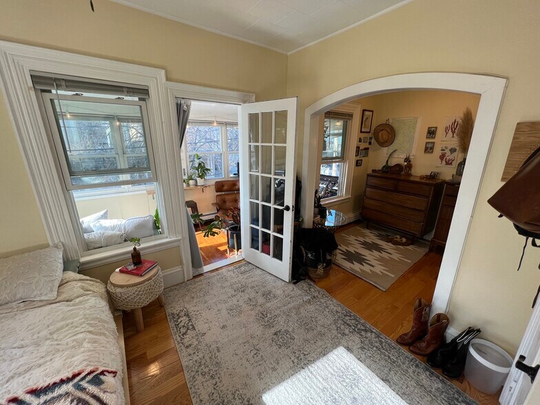 Building Photo - 12 Claremon St