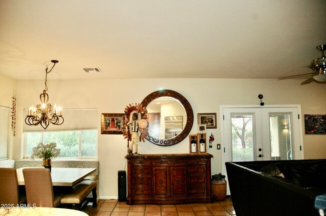 Building Photo - 6108 E Morning Vista Ln