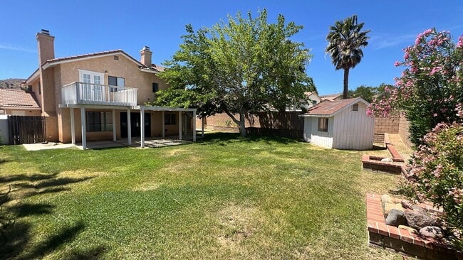 Building Photo - West Palmdale Home