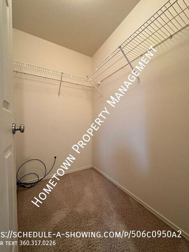 Building Photo - 7205 33rd Ave NE