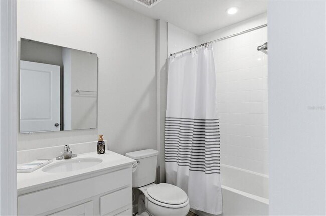 Building Photo - 4740 Old Blush St