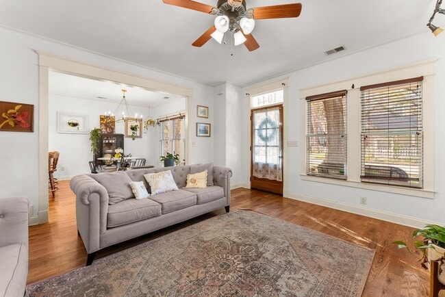 Building Photo - 1044 S Rembert St