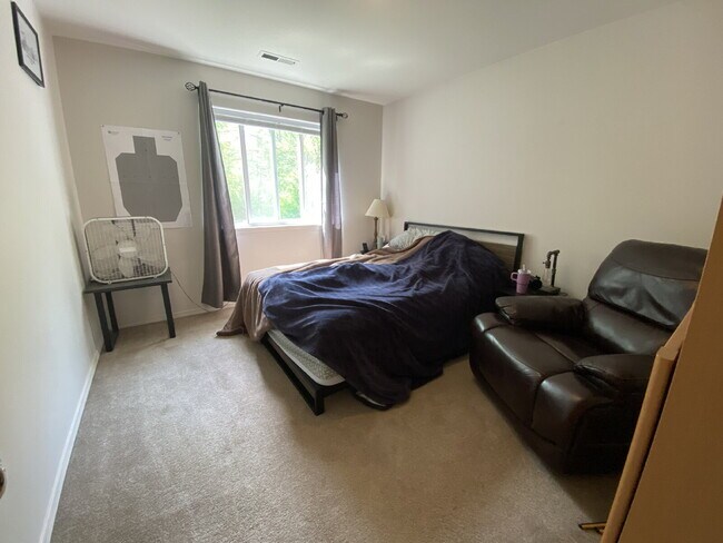 Building Photo - Quiet Corner Townhome | 2 Bed + 2 Bath | Spacious Bedrooms | Pet Friendly | W/D | $1,900/mo