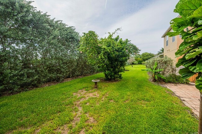 Building Photo - 3701 Titanic Cir