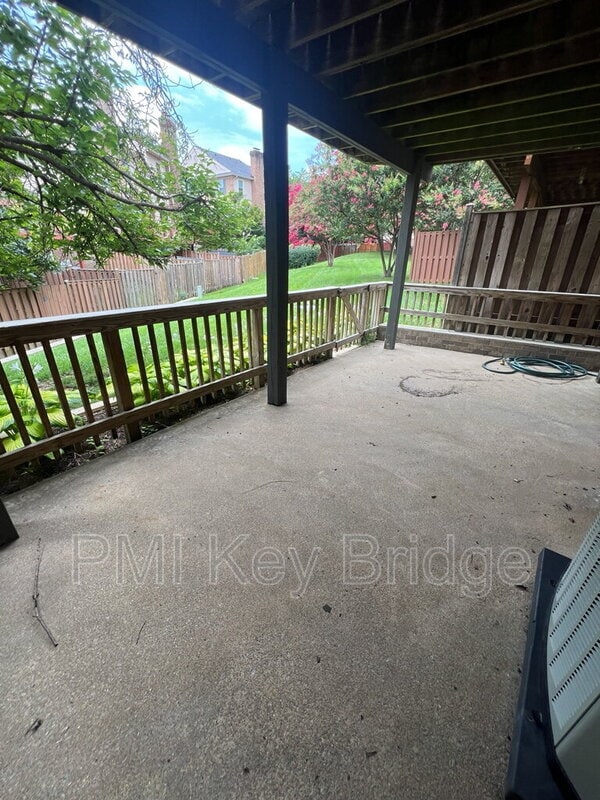 Building Photo - 7427 Salford Ct