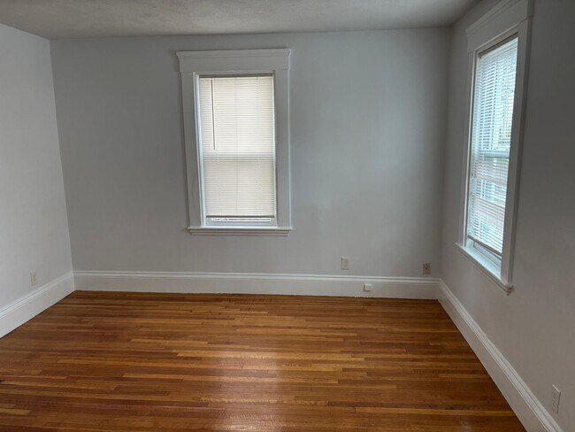 Building Photo - 43-45 Crescent St. Wakefield, MA (Offboard...