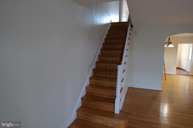 Building Photo - 1131 Kerper St