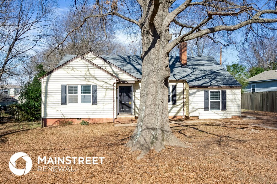 Primary Photo - 1130 Mona Dr