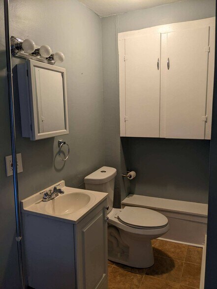 Building Photo - 25 Union St