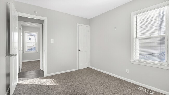 Building Photo - 3845 19th St