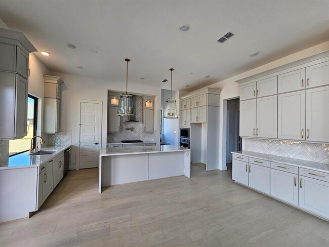 Building Photo - 21510 Flowerhead Wy